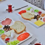 Palmada Couette-café 3*