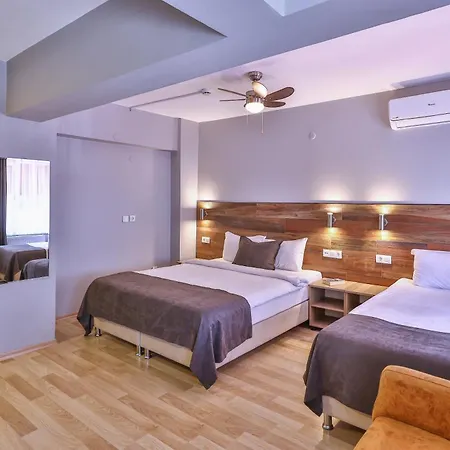 Palmada Bed & Breakfast 3*