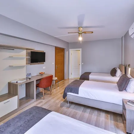 Oda ve Kahvaltı Palmada