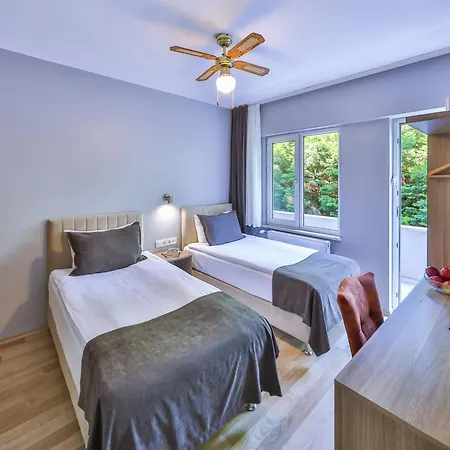 Palmada Oda ve Kahvaltı