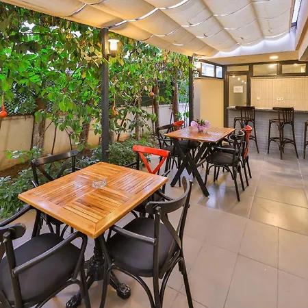 Bed & Breakfast Palmada 2*