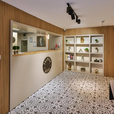 Oda ve Kahvaltı Palmada 3*