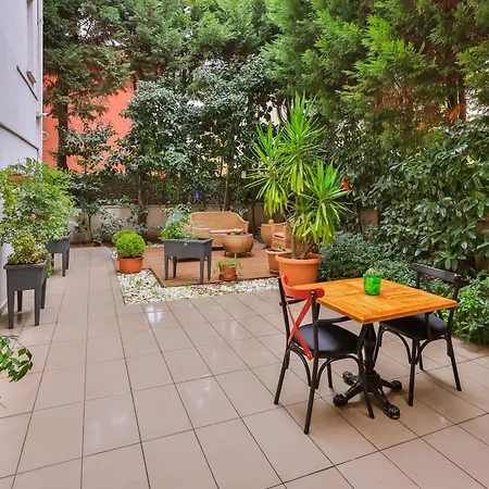 Palmada Bed & Breakfast