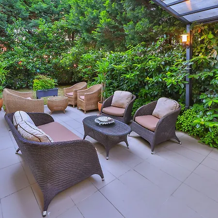 Oda ve Kahvaltı Palmada 3*